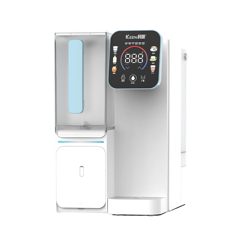 How can mobile drinking water bars quickly meet drinking water needs at outdoor events?